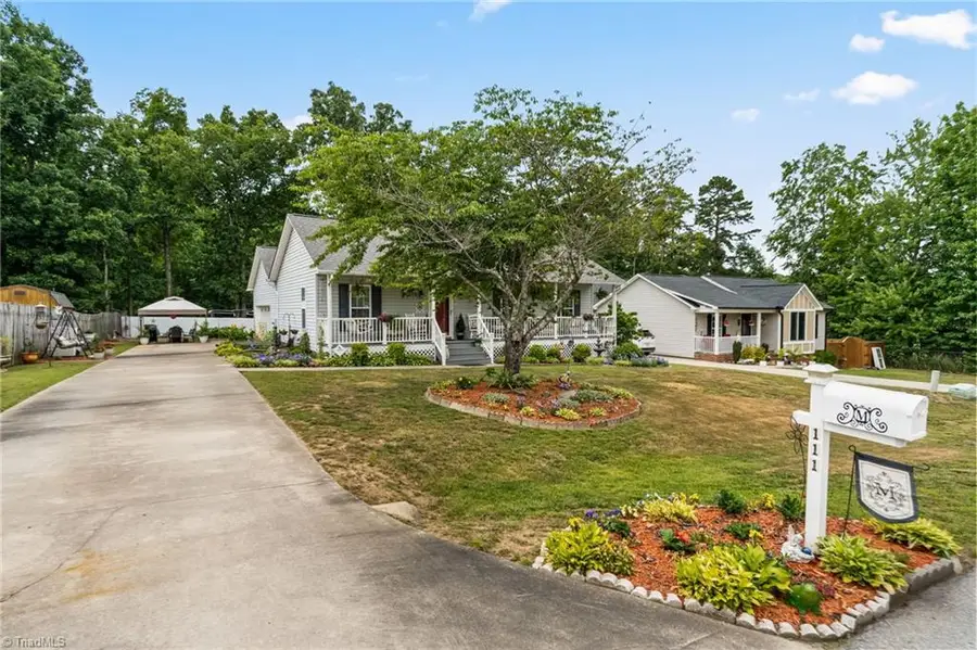 111 Duncan Drive, Thomasville, NC 27360 - #3