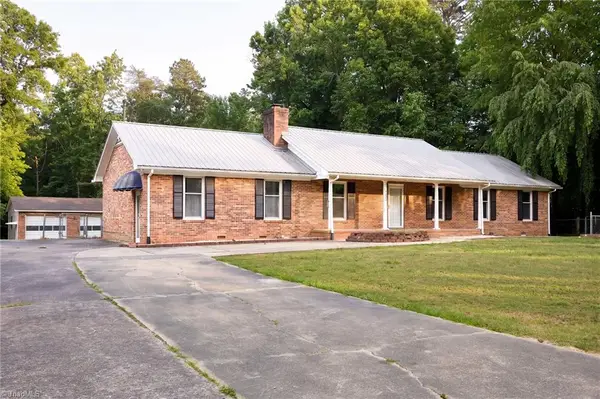 4226 Gumtree Road, Winston-Salem, NC 27107