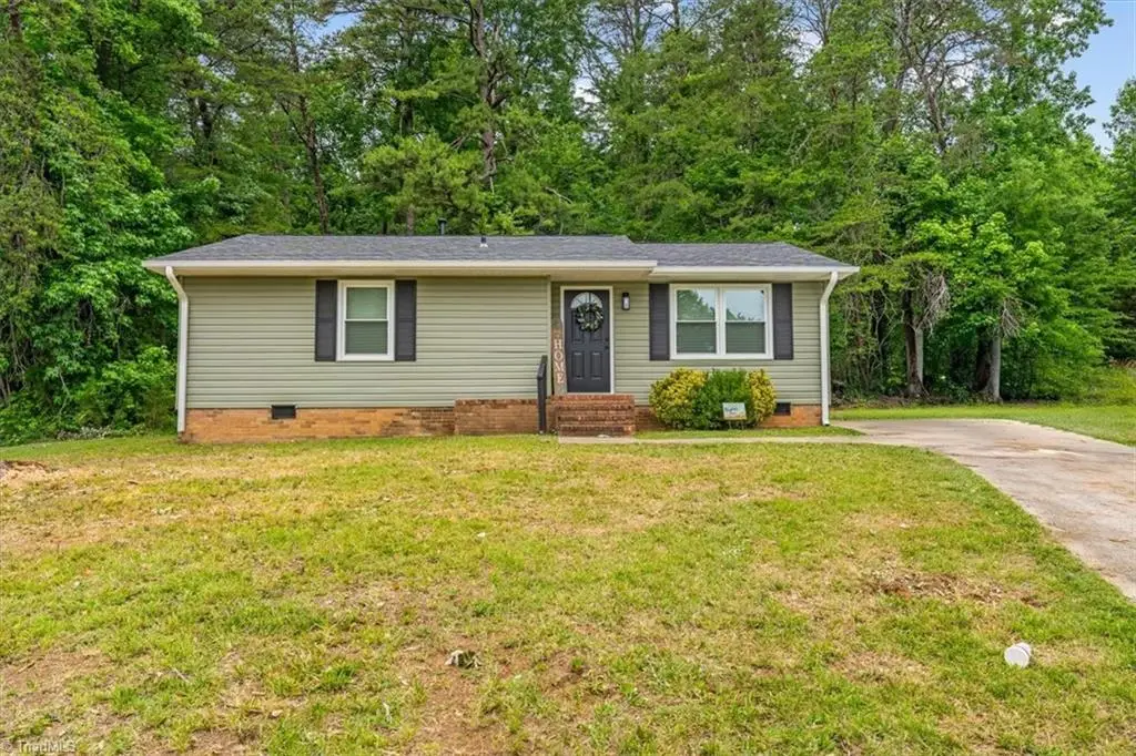 3855 Queen Ann Circle, Winston Salem, NC 27106 - #1