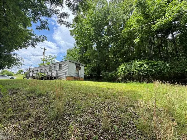172 Poteat Road, Mount Airy, NC 27030