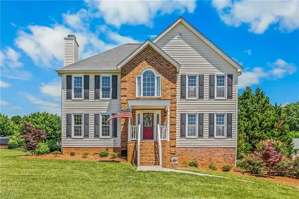 109 Knollwood Lane, King, NC 27021