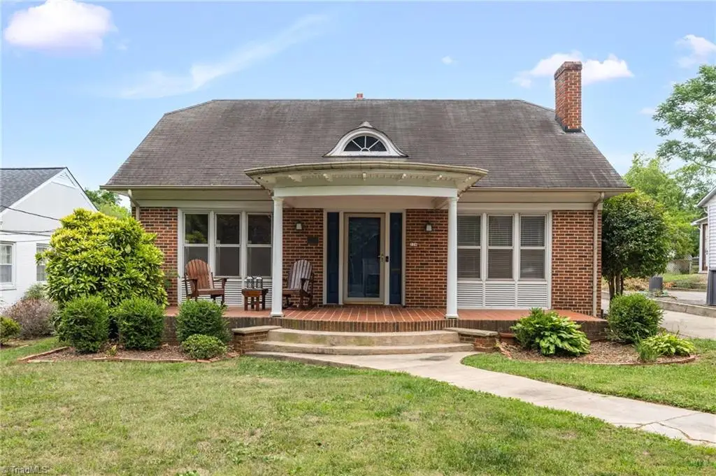 220 Woodrow Avenue, High Point, NC 27262 - #1