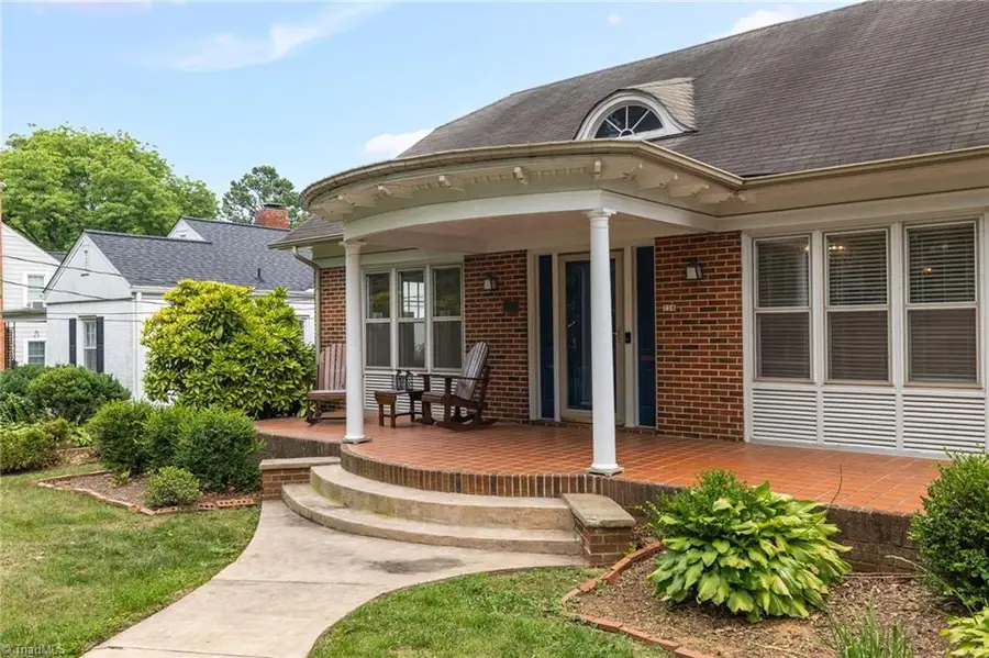 220 Woodrow Avenue, High Point, NC 27262 - #2