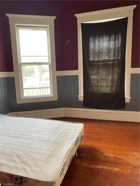 504 W Webb Avenue, Burlington, NC 27217 - #3
