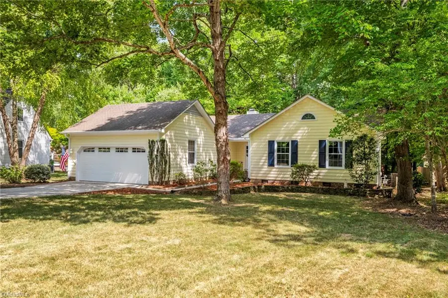 2021 Warwickshire Drive, Greensboro, NC 27455 - #3