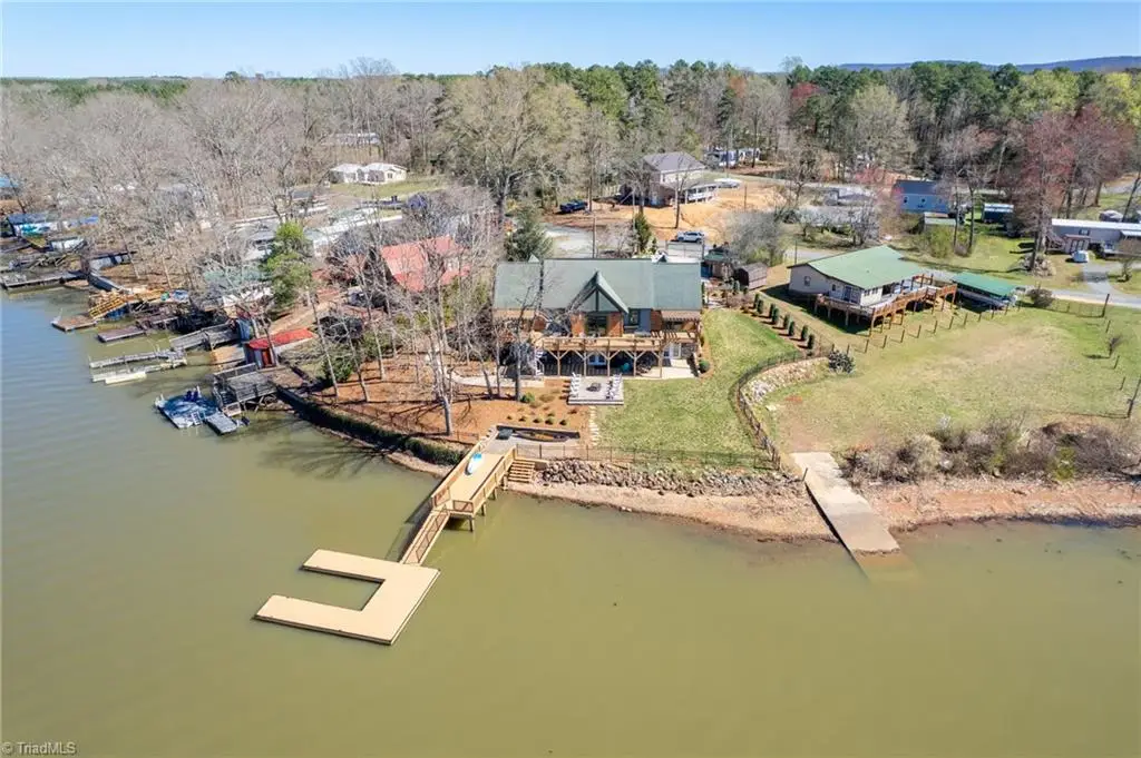 423 N Shore Drive, Lexington, NC 27292 - #1