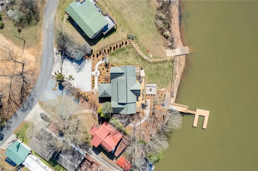 423 N Shore Drive, Lexington, NC 27292 - #3
