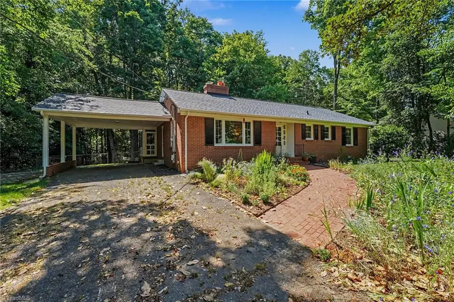 3901 Woodview Drive, Winston Salem, NC 27106 - #2