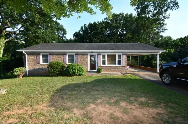 219 Atkins Lane, Mount Airy, NC 27030