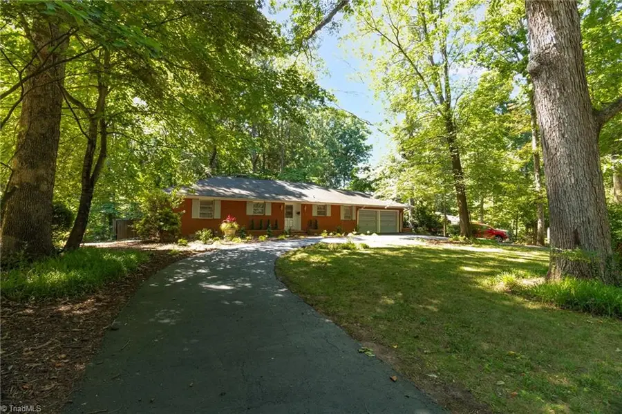 1011 Huntingdon Road, Winston Salem, NC 27104 - #2