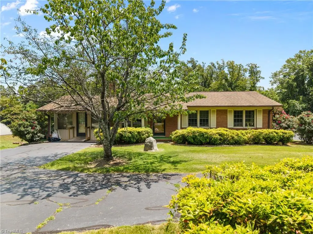 3211 Nc Highway 8 S, Walnut Cove, NC 27052 - #1