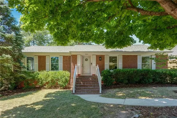 2103 Briarwood Drive, Greensboro, NC 27403