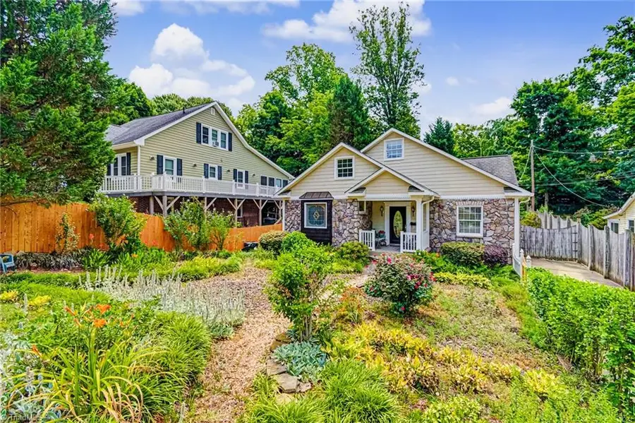 2304 Lyndhurst Avenue, Winston Salem, NC 27103 - #2