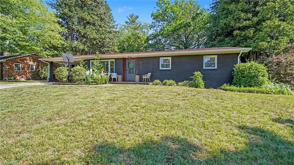 4131 Gracemont Drive, Winston-Salem, NC 27106