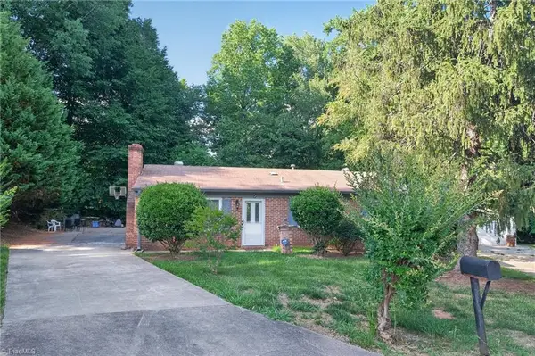 5 Godwin Court, Greensboro, NC 27405