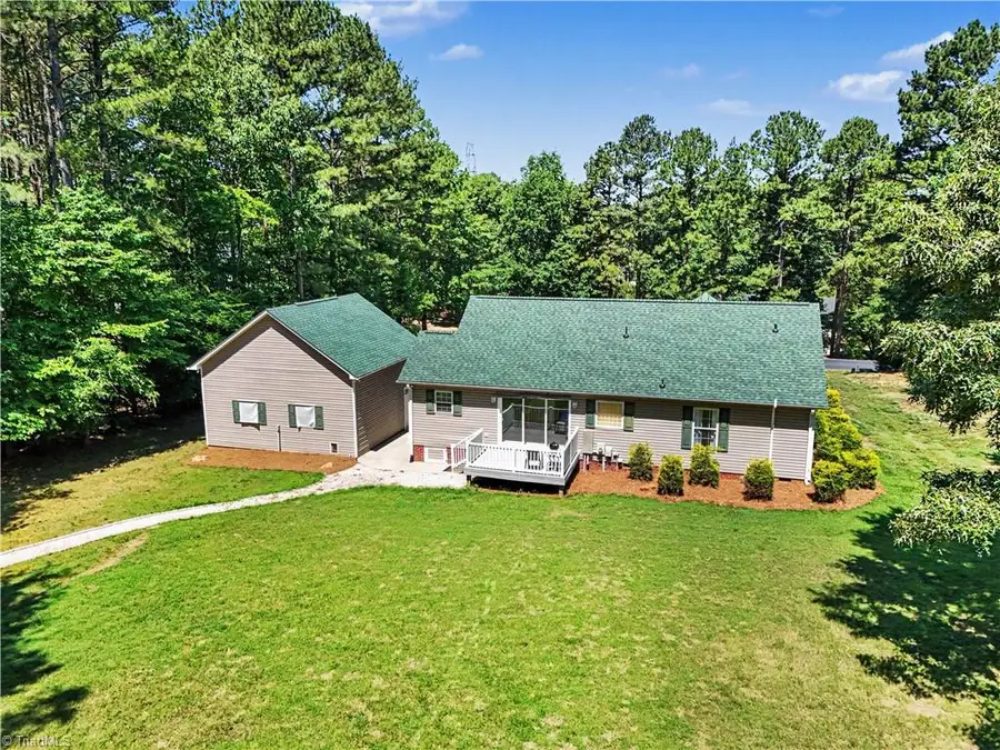 392 Cove Wood Drive, Denton, NC 27239 - #3
