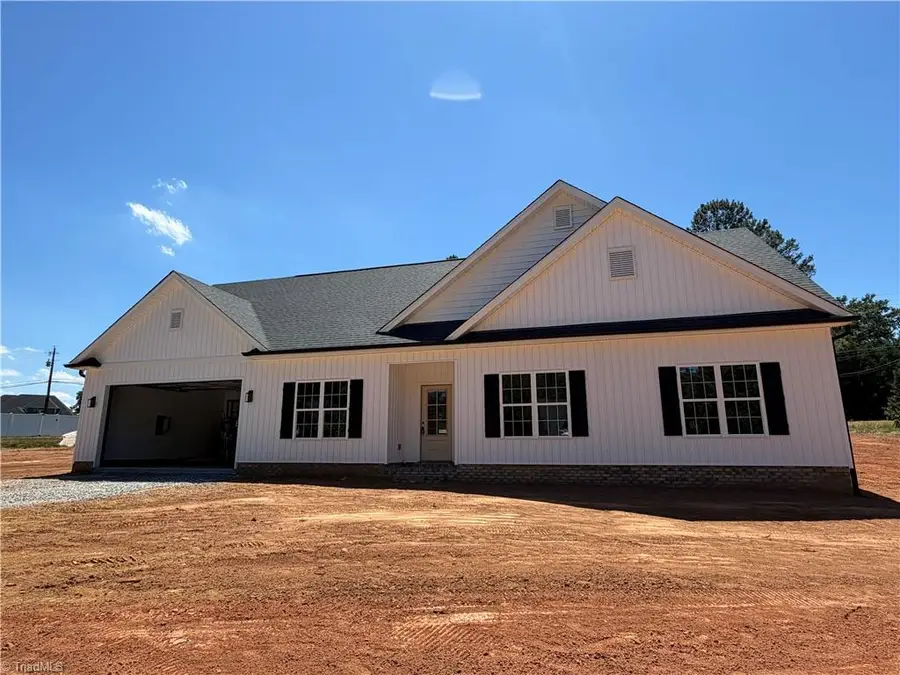 116 Comanche Trail, Lexington, NC 27295 - #2
