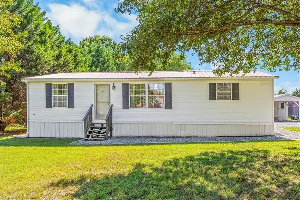 1913 Nc Highway 150, Lexington, NC 27295
