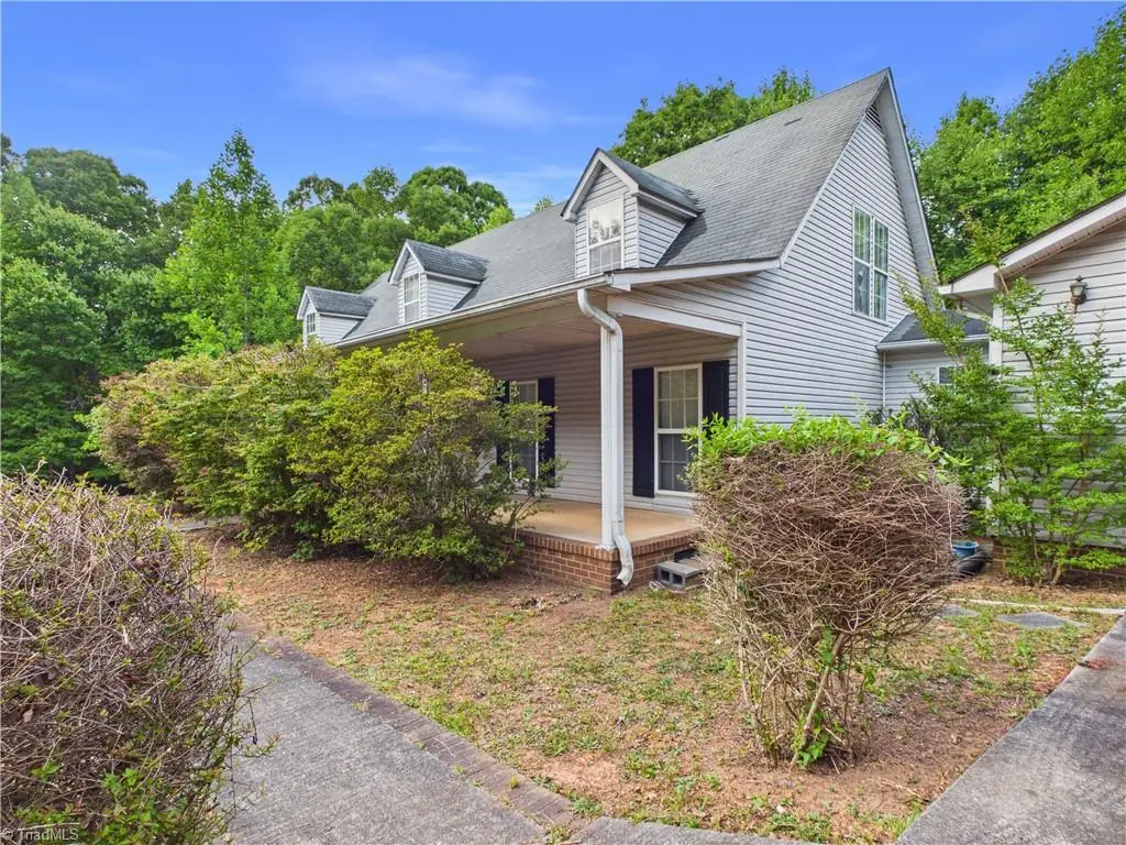 2094 Asheboro School Road, Asheboro, NC 27203 - #1