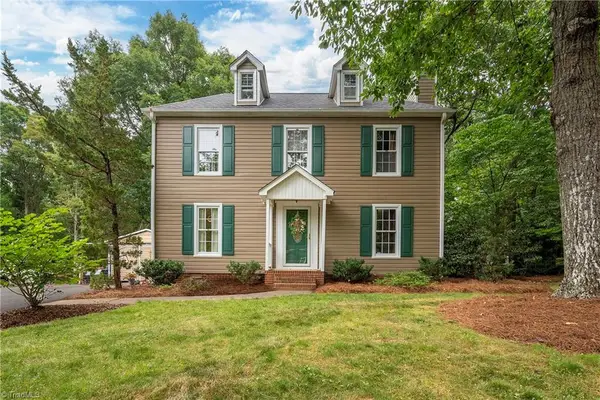5963 Honeycomb Lane, Pfafftown, NC 27040