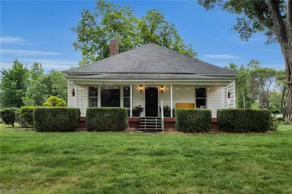 2103 N Thomas Avenue, Newton, NC 28658