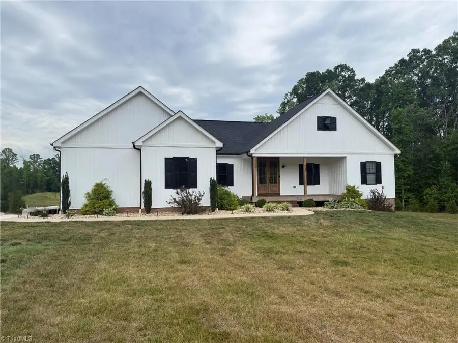 2498 Settle Bridge Road, Stoneville, NC 27048 - #3