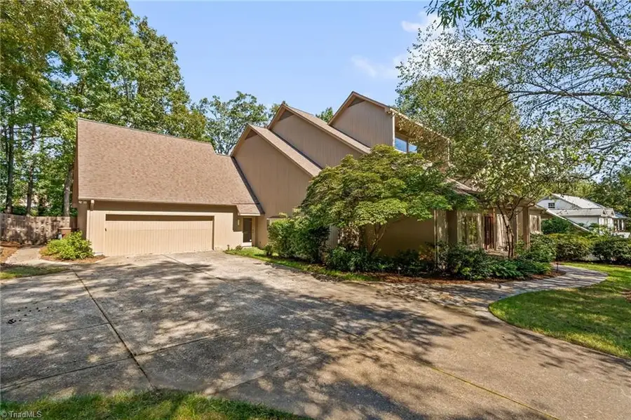 3910 Hazel Lane, Greensboro, NC 27408 - #2