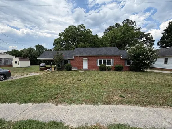 992 Main Street, Yanceyville, NC 27379