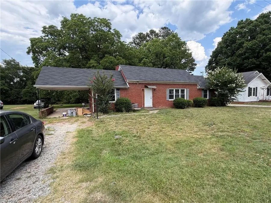 992 Main Street, Yanceyville, NC 27379 - #2