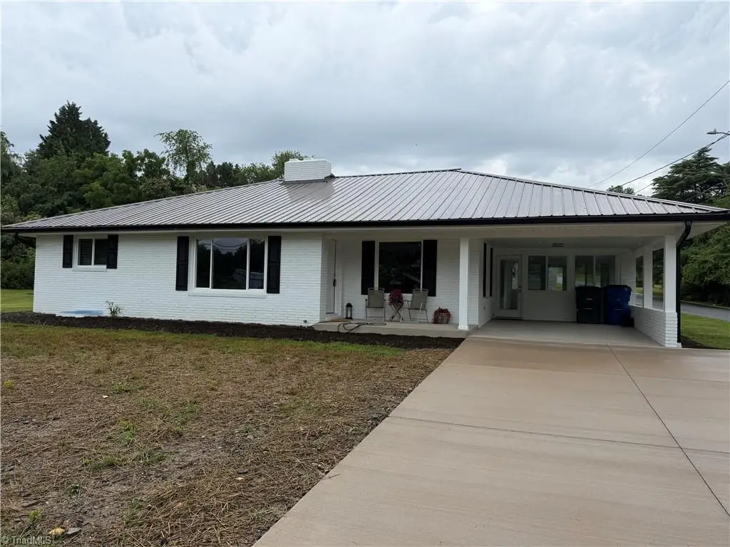 1354 Forrest Drive, Mount Airy, NC 27030 - #1
