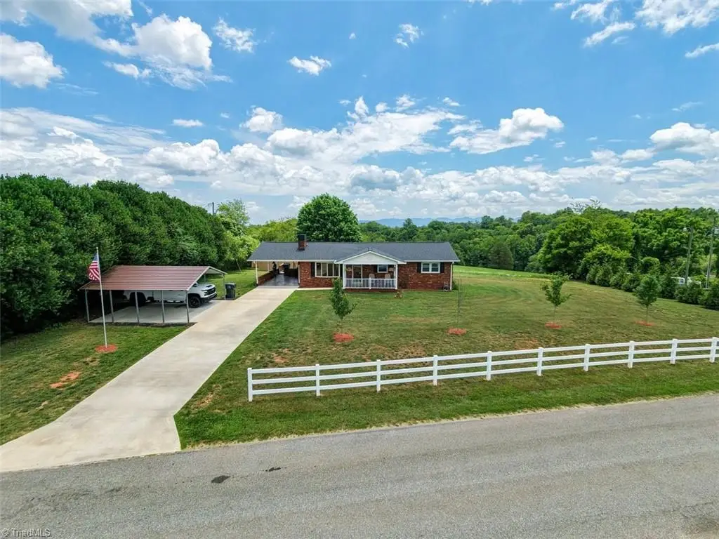 211 Parsons Road, North Wilkesboro, NC 28659 - #1