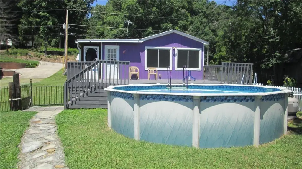 694 Lake Shore Avenue, Lexington, NC 27292 - #1