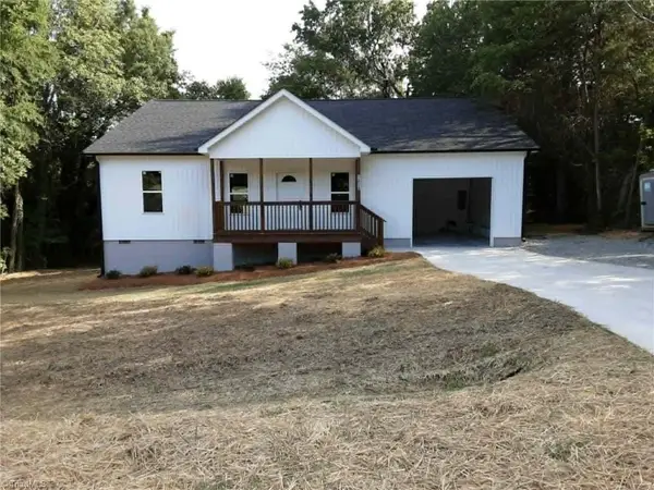 1213 Hillcrest Drive, Thomasville, NC 27360