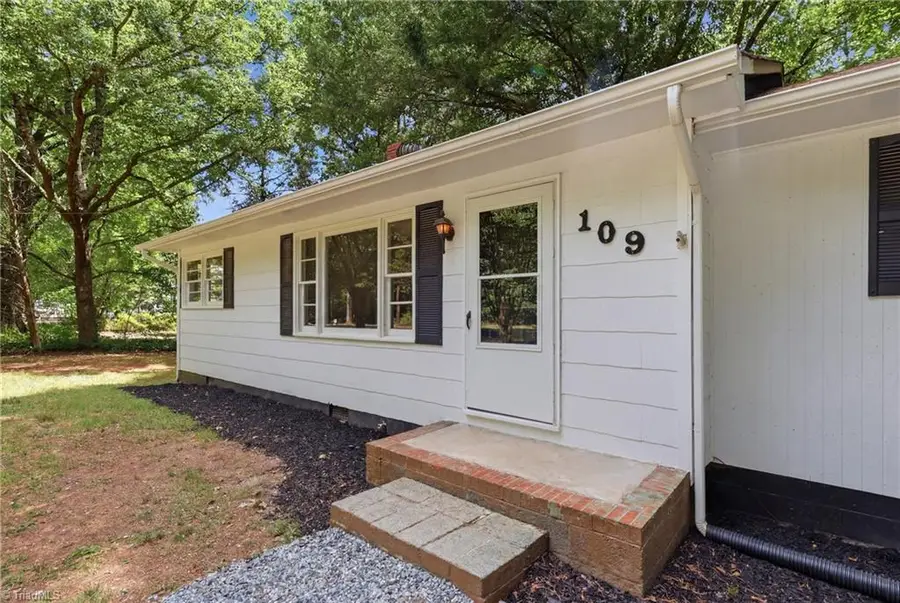 109 Pratt Road, Kernersville, NC 27284 - #3