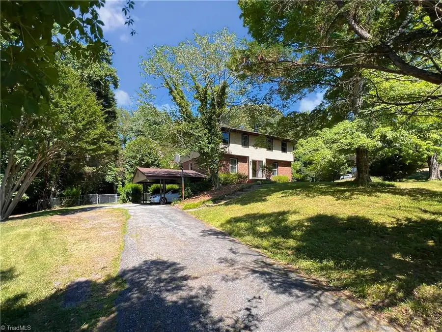 4205 Gardenspring Drive, Clemmons, NC 27012 - #3