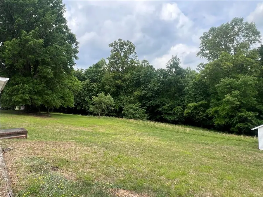 6090 Eaton Road, Walnut Cove, NC 27052 - #3