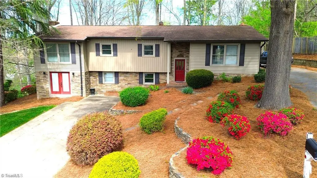 1524 Holly Circle, Wilkesboro, NC 28697 - #1