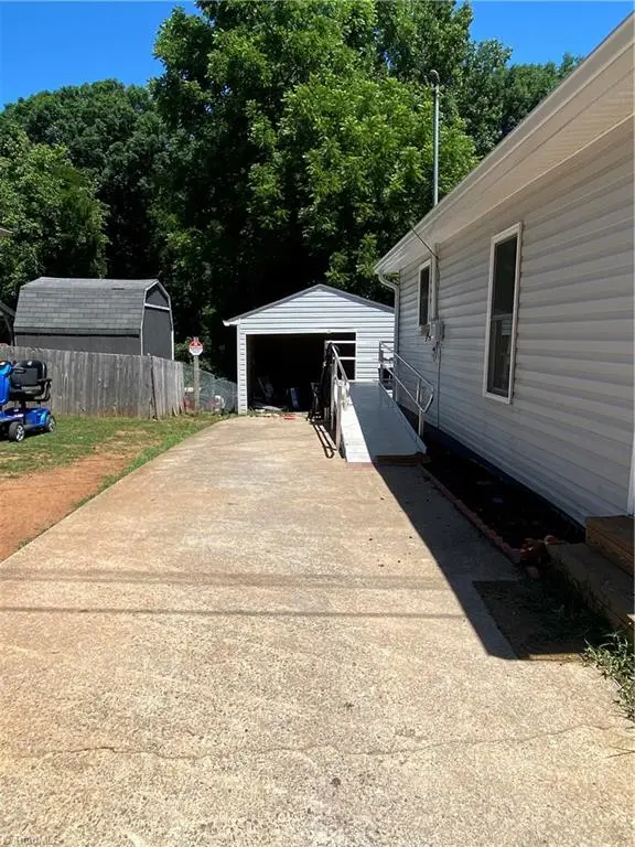 604 Peden Street, North Wilkesboro, NC 28659 - #2