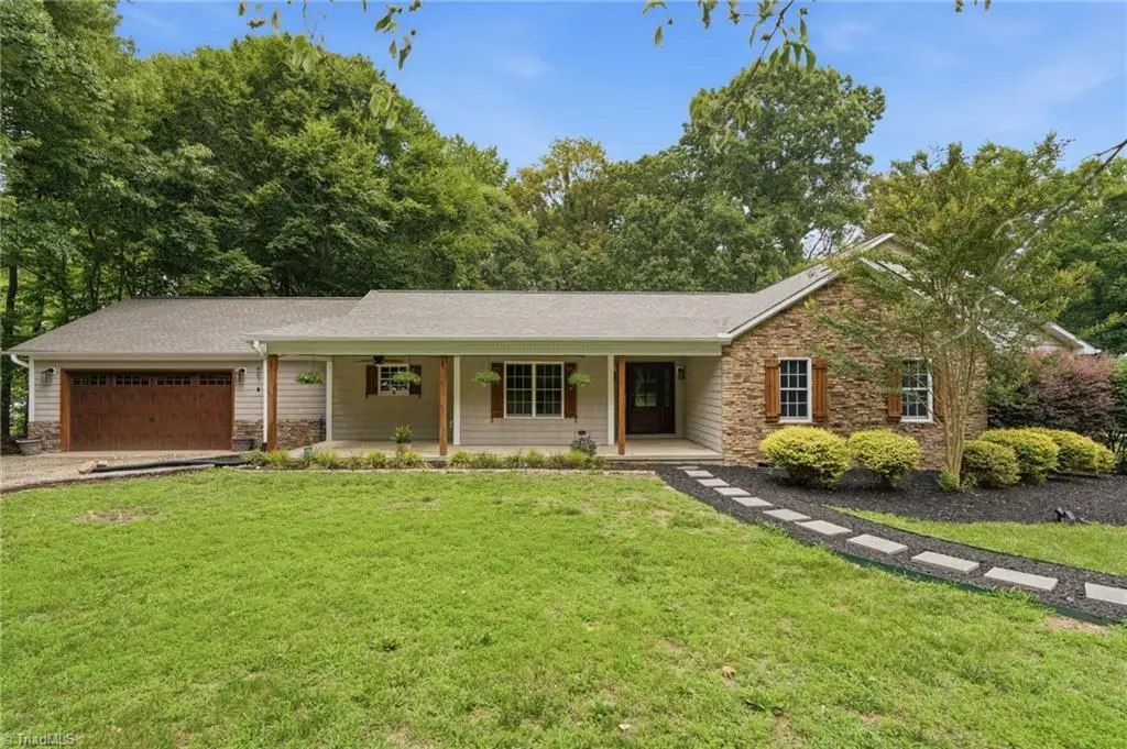 376 Staplewood Road, Lexington, NC 27295 - #1