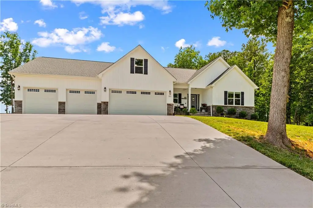 305 Absher Farm Loop, Statesville, NC 28625 - #1