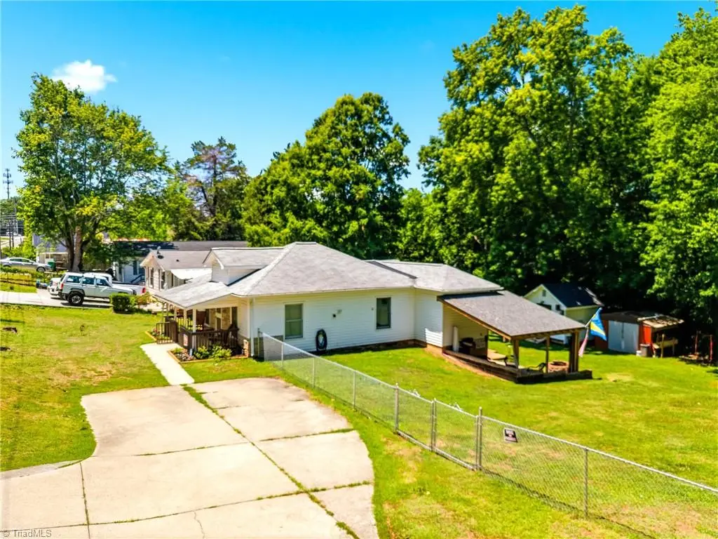 413 & 415 E Dayton Avenue, High Point, NC 27262 - #1