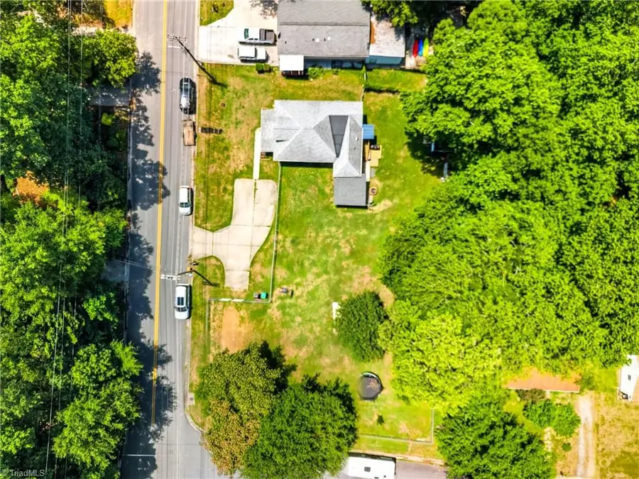 413 & 415 E Dayton Avenue, High Point, NC 27262 - #2