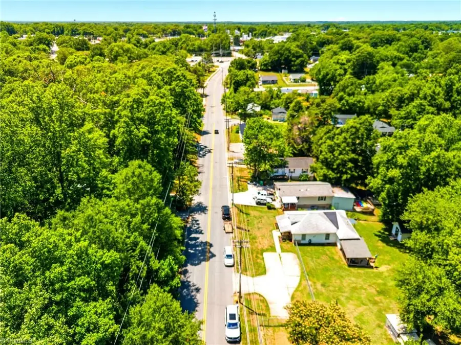 413 & 415 E Dayton Avenue, High Point, NC 27262 - #3