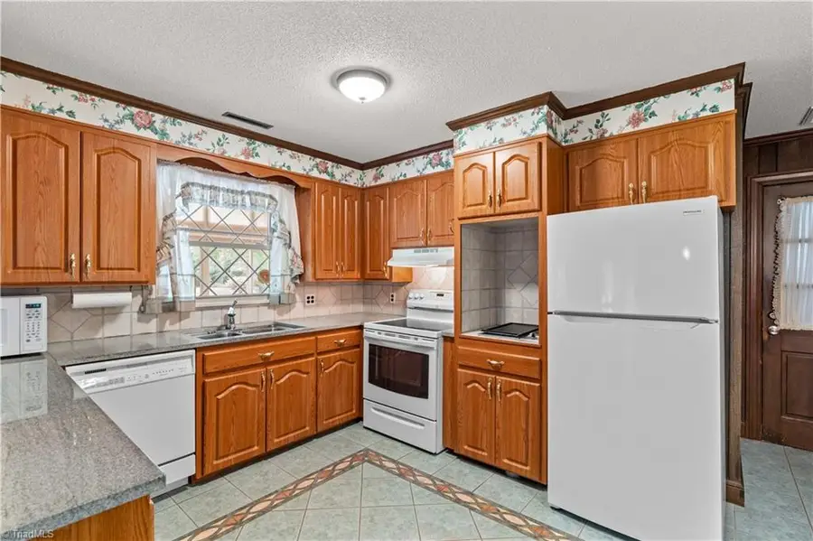 117 Fonda Road, Statesville, NC 28677 - #3