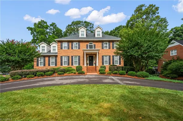 1000 Greenhurst Road, Winston-Salem, NC 27104