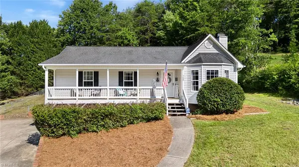 160 Crossfield Court, Lexington, NC 27295