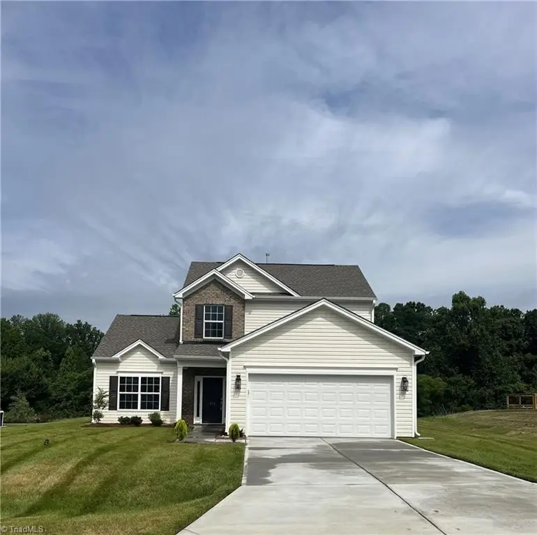 218 Kyndall Run Drive #34, Lexington, NC 27295 - #1