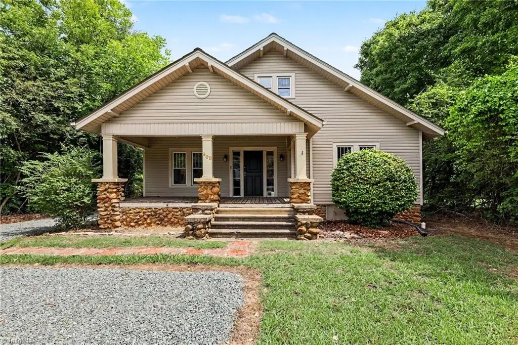 909 Burlington Avenue, Gibsonville, NC 27249 - #1