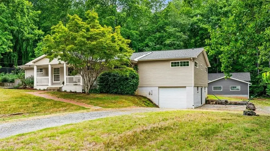 1100 Salem Lake Road, Winston Salem, NC 27107 - #3