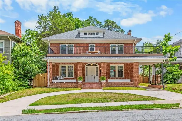1526 Cloverdale Avenue, Winston-Salem, NC 27104